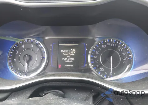 2016 Chrysler 200 Limited из США, поврежденный, VIN 1C3CCCAG5GN121514